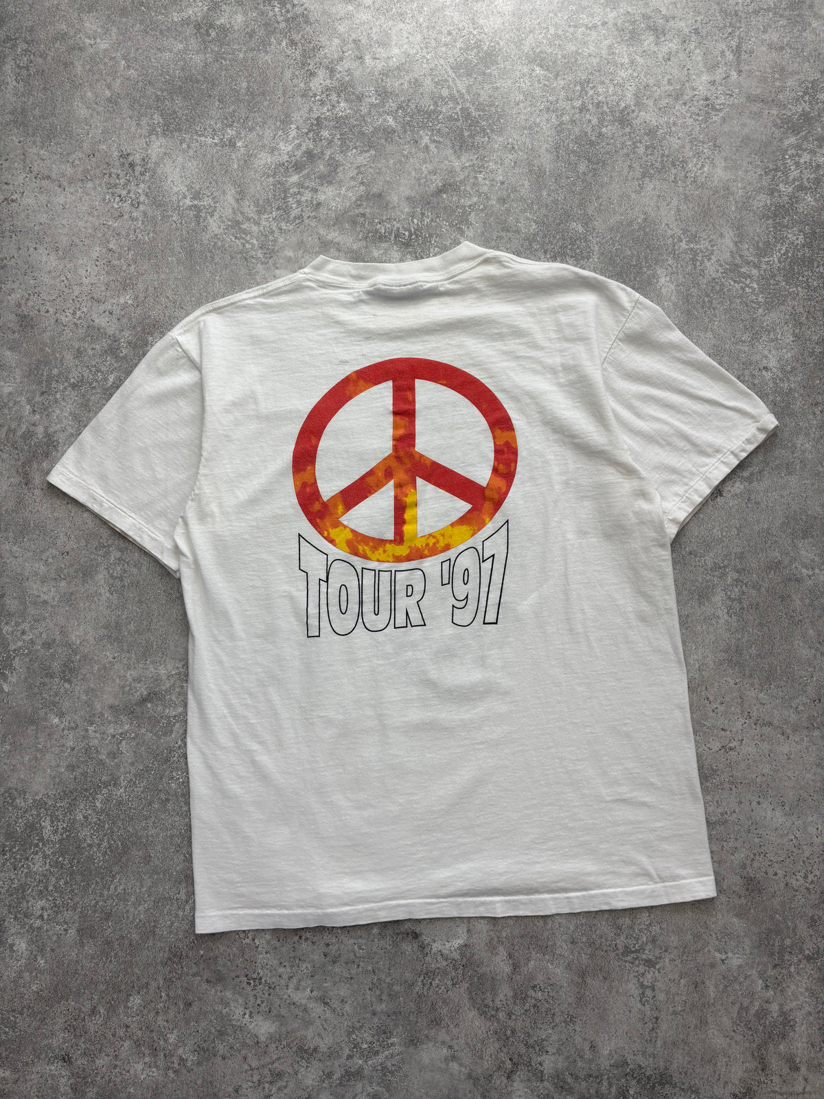 1997 War “Why Can’t We Be Friends” Peace Tour Band Tee Large