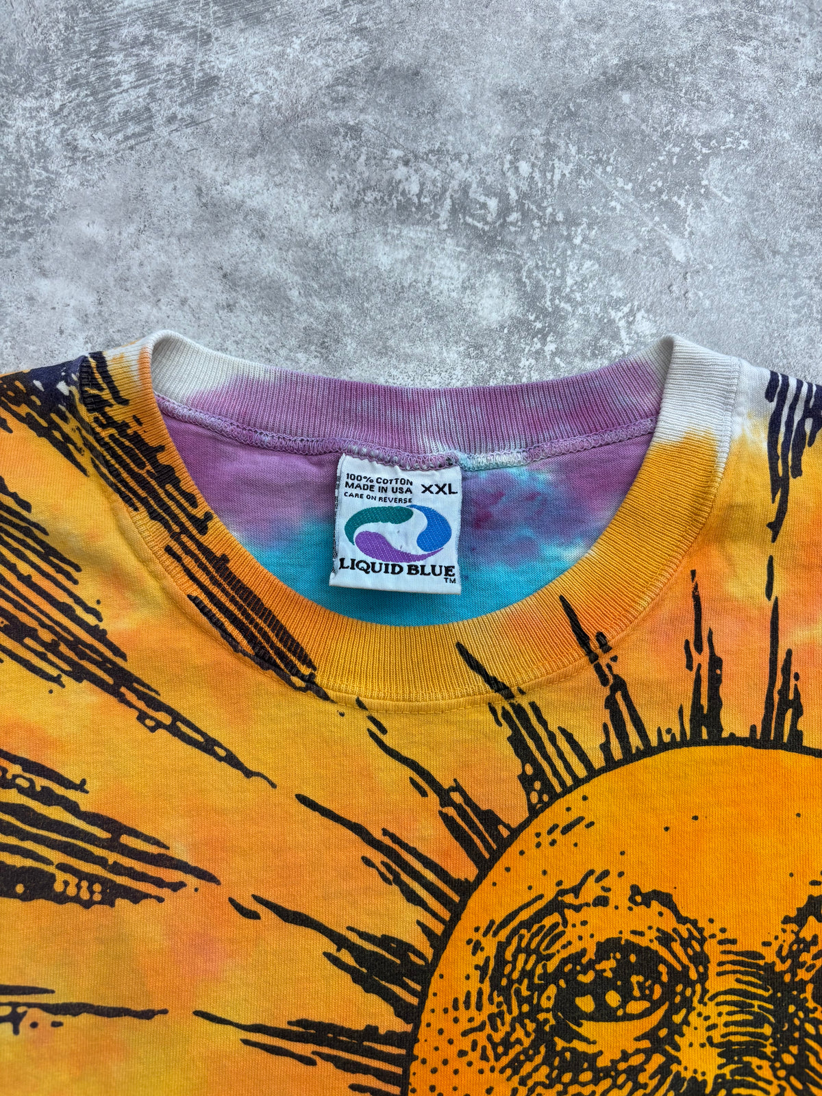 1992 Liquid Blue “Sun & Moon” Tee XXL