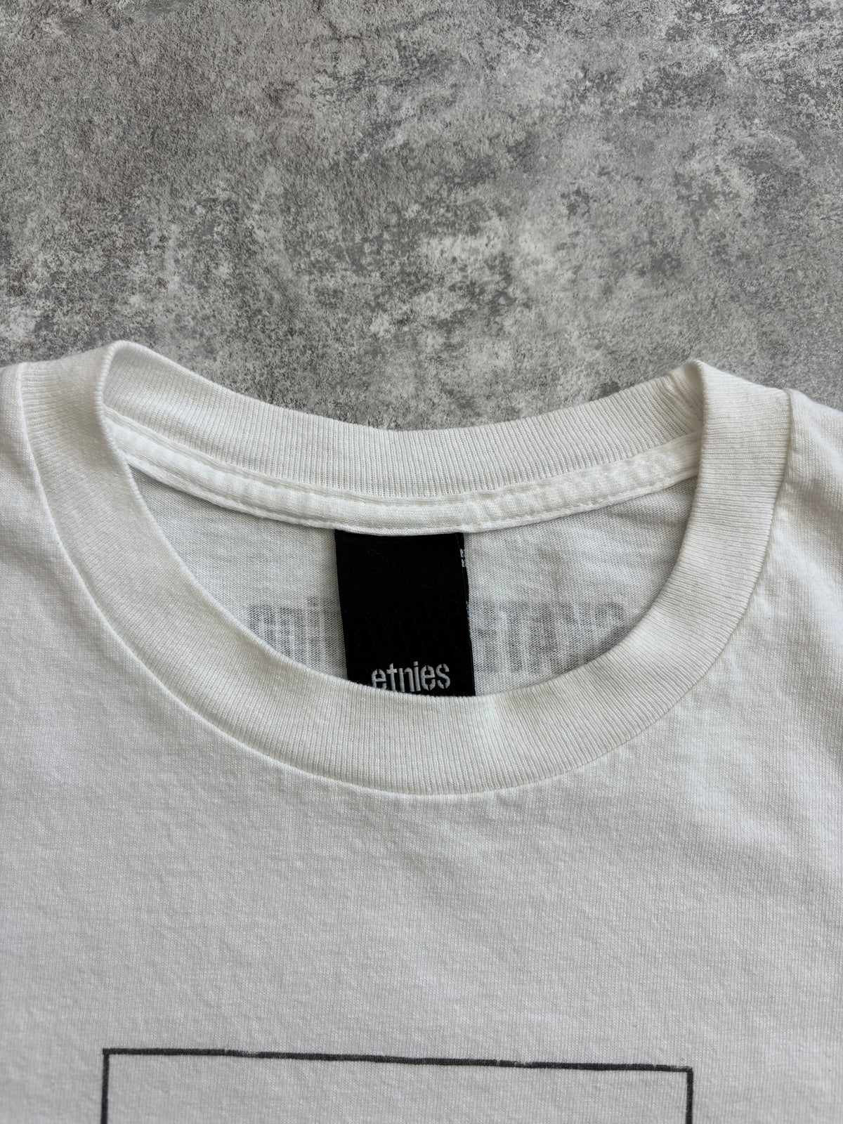 2009 Etnies “Horseplay” Skate Tee Large