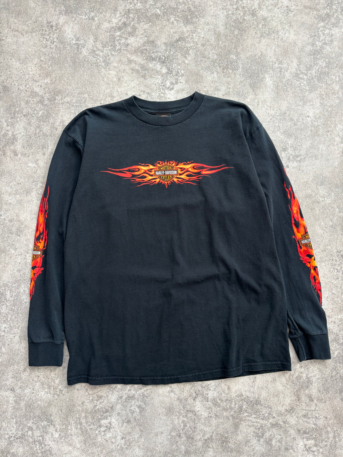2002 Harley Davidson “Flame Sleeve” Long Sleeve Tee XL